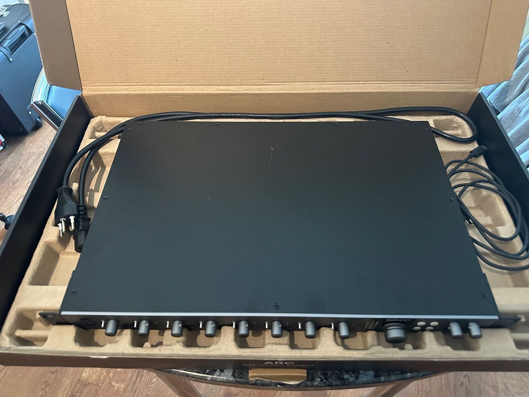 Attrezzatura per studi di registrazione: Audient iD48 Audio Interface neuwertig mit OVP – Usato da Inwil venduto da Barmi0 3