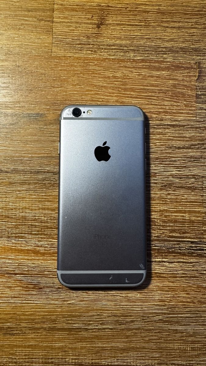 Apple Portables: iPhone 6S gris avec boite, batterie à 83% – D'occasion à Granges-de-Vesin par Dricce36001 2