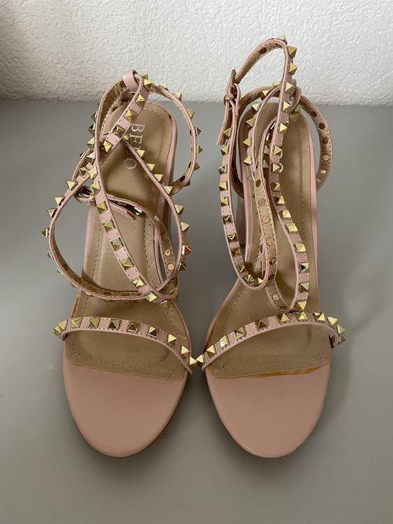 Sandales à Talons Hauts Cloutées Multicolores - Taille 39, Matière PU, Neuf Avec Boîte