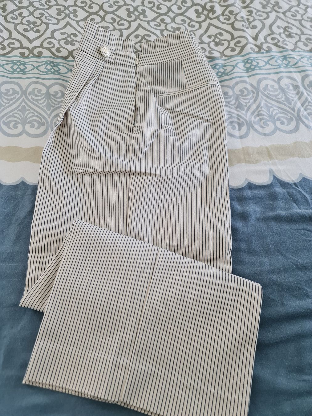 Zara Pantaloni: ZARA Hose Gr.XS – Usato da Itingen venduto da bea_bxv5 2
