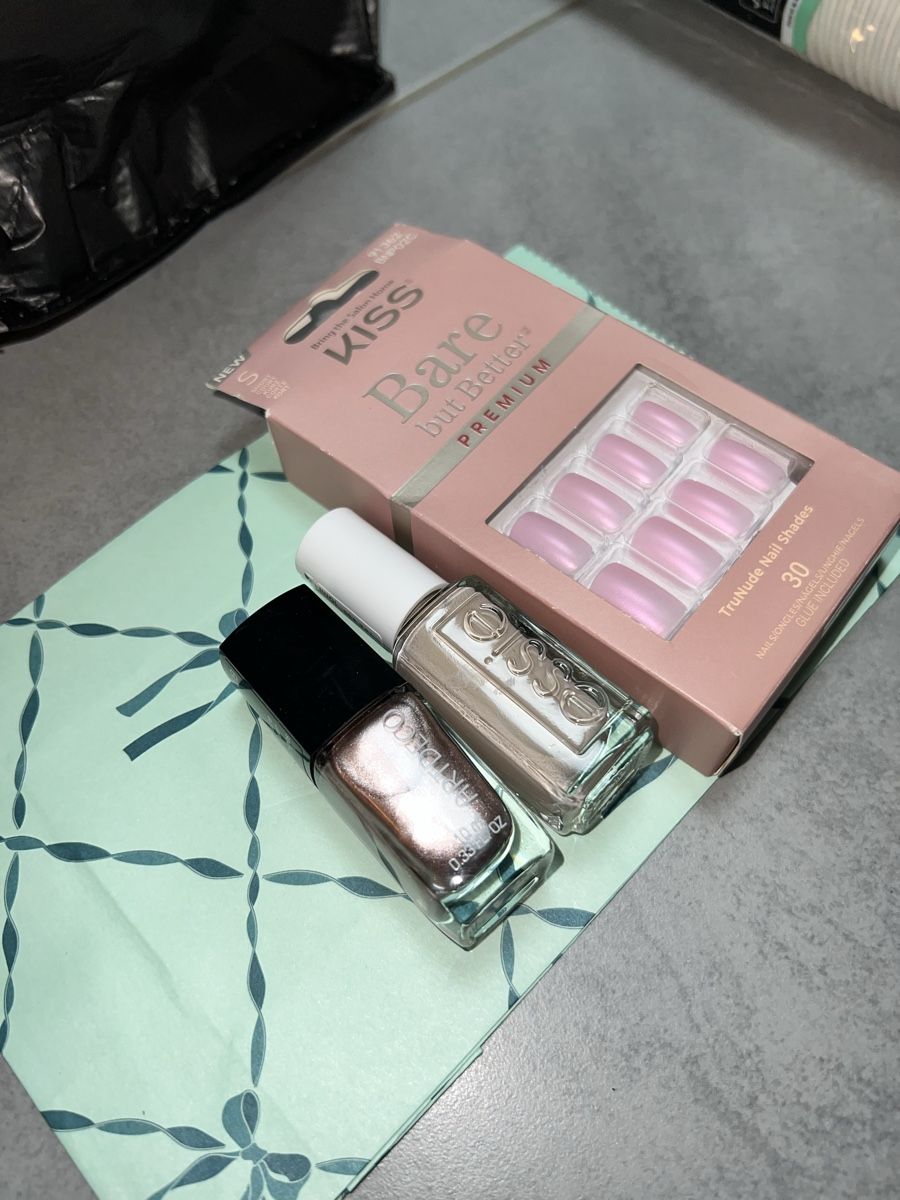 Smalto per unghie: Nagell Set Neu! – Nuovo e nell'imballaggio originale da Oberentfelden venduto da Dianaaaaaa 2