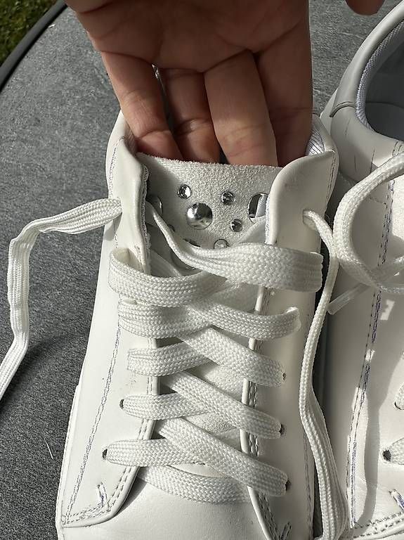 Scarpe da donna: Sneaker weiss, Gr. 40 – Usato da Thalwil venduto da and_fdf5 1
