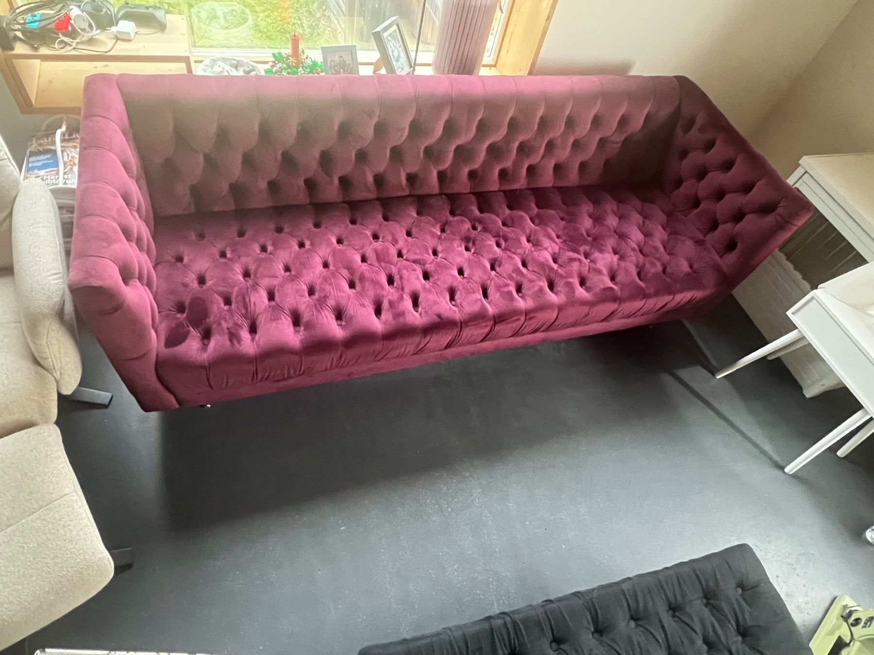Loberon Divani: Sofa Whaley Edler Samtbezug – Usato da Spiez venduto da Xenoli 1