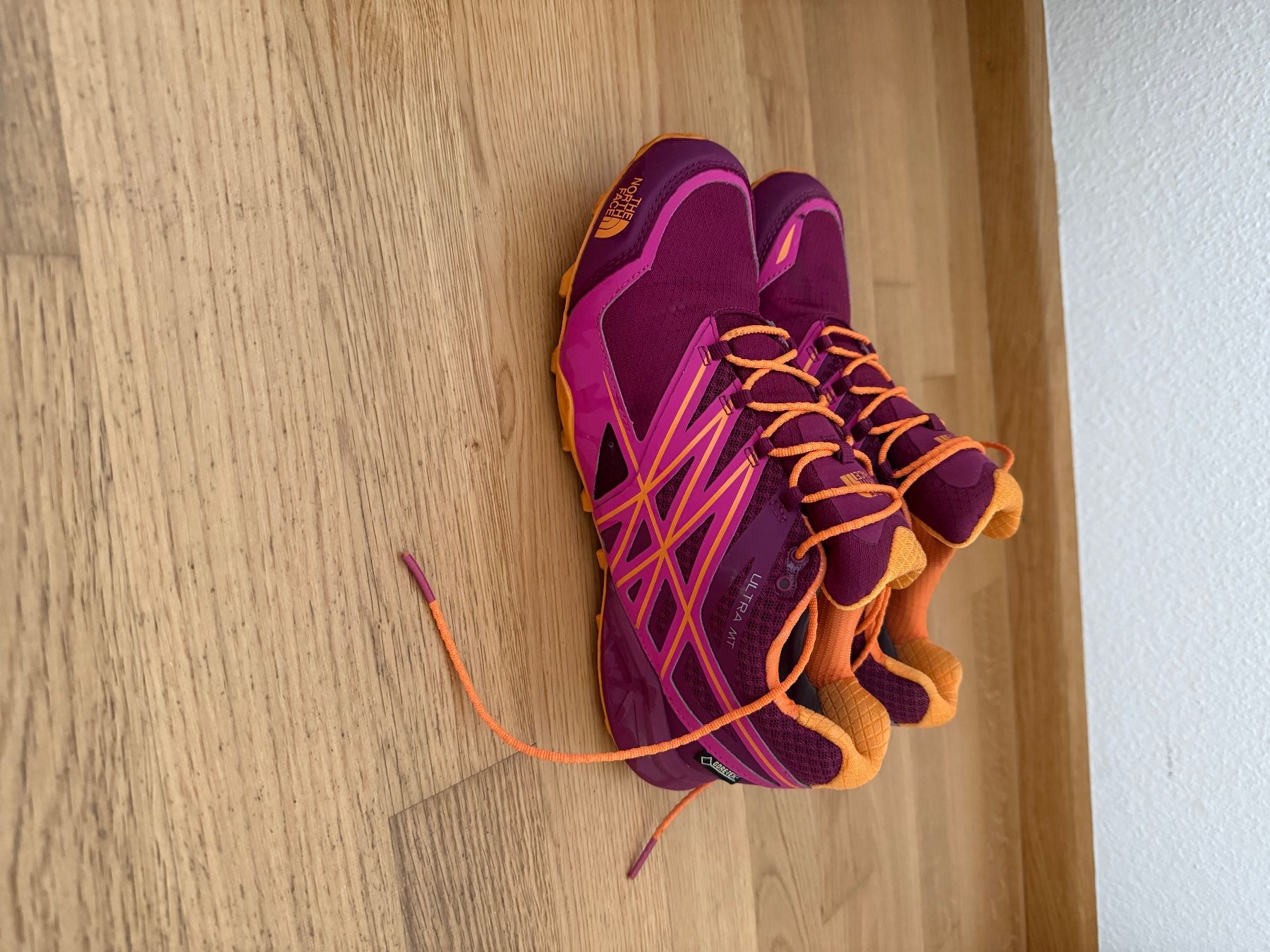 North Face Scarpe da donna: Chaussures de randonnée The North Face taille 40 – Nuovo e nell'imballaggio originale da Allschwil venduto da Uhrmach4057 1