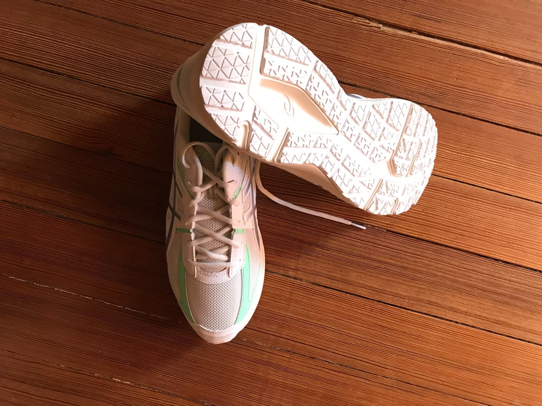 Herrenschuhe: Asics Jog 100S Gr 49 – Neu und originalverpackt aus Otelfingen von vin_cpc7 3