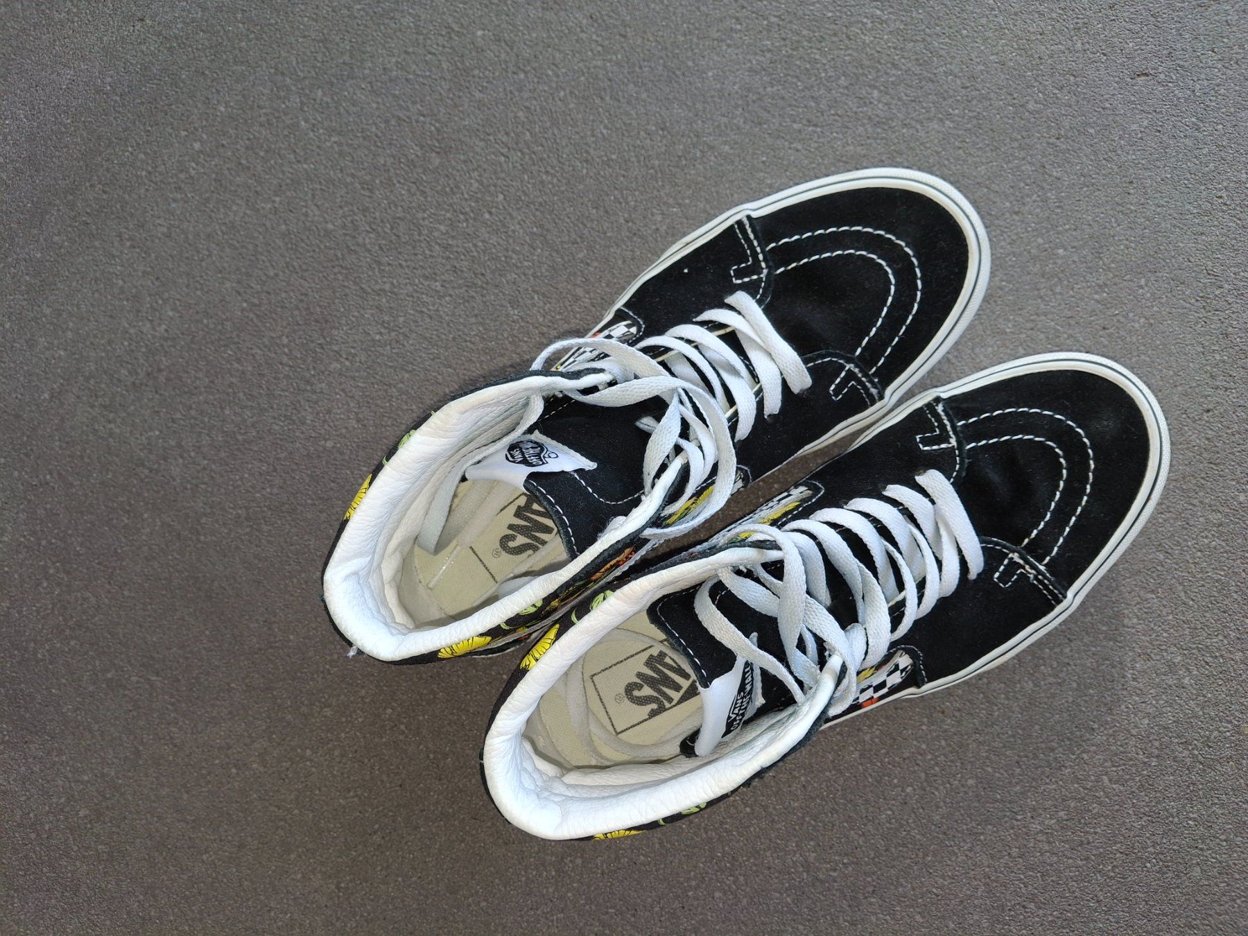 Vans Scarpe da donna: Vans Sk8-Hi Sneaker 39 – Usato da Widnau venduto da Ms_Lefthand 1