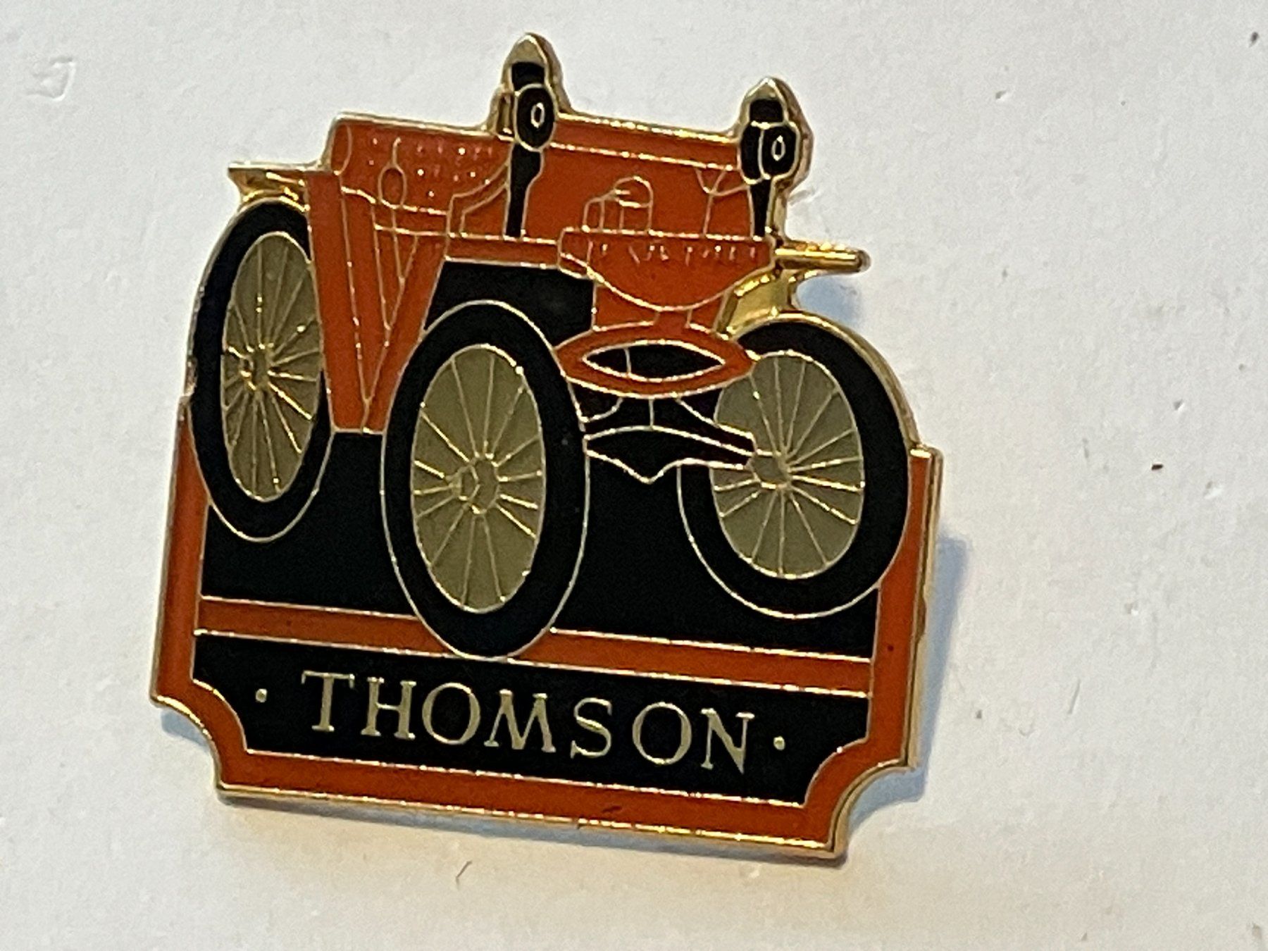 Plaketten & Abzeichen: 1 Pin Thomson – Gebraucht aus Basel von djwwpp