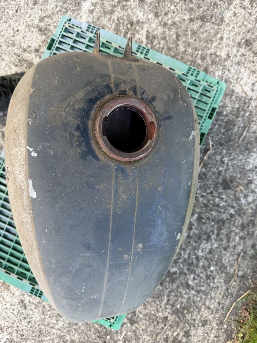 Jawa Tutti i ricambio per moto: Réservoir / Tank - JAWA – Usato da Courtételle venduto da claude41 9