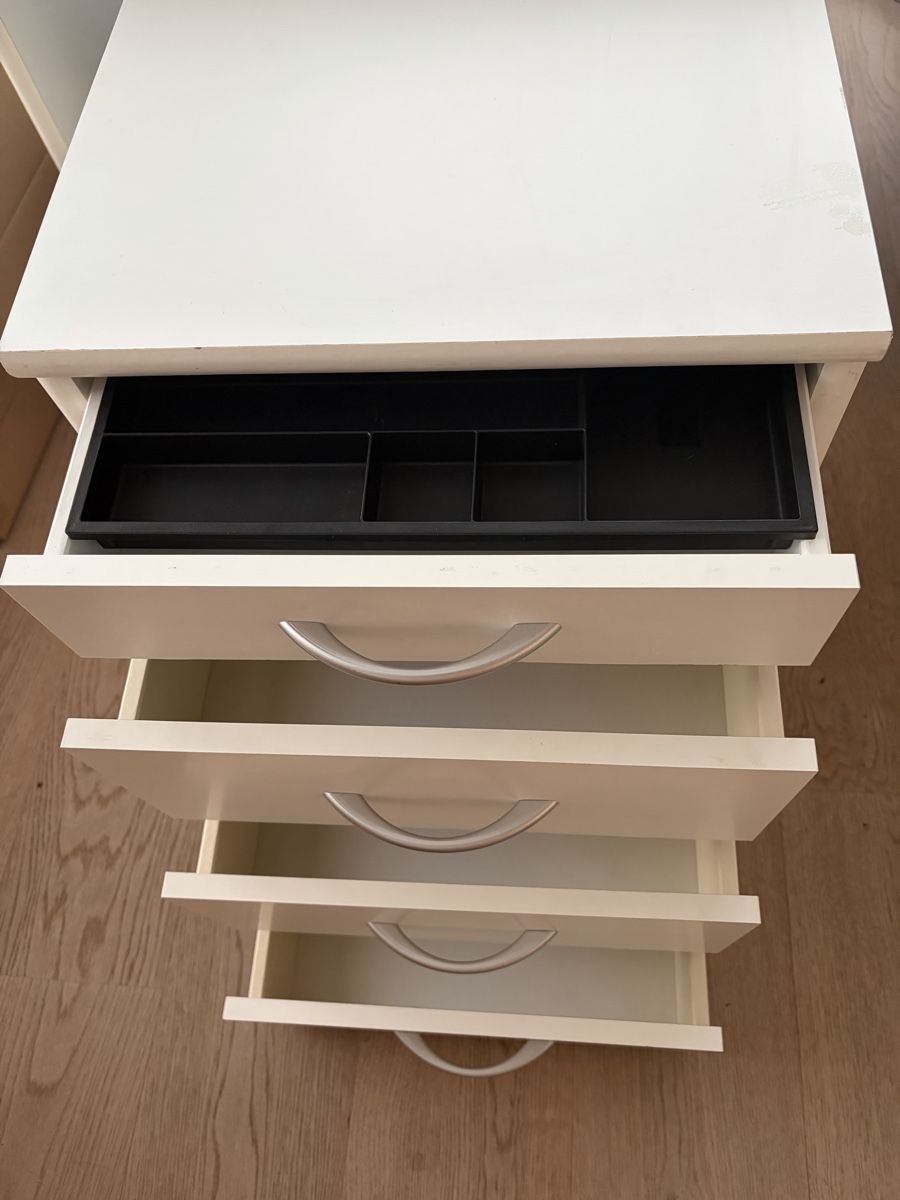 Scrivanie: Schreibtisch mit Schubladen – Usato da Wald venduto da ann_6wkz 3