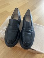 Stuart weitzman leather loafers size 35