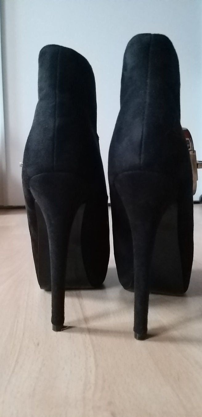 Scarpe da donna: Stifeletten vonTulpano Gr. 39 Neu – Nuovo (secondo la descrizione) da Gommiswald venduto da Cyndi5 2