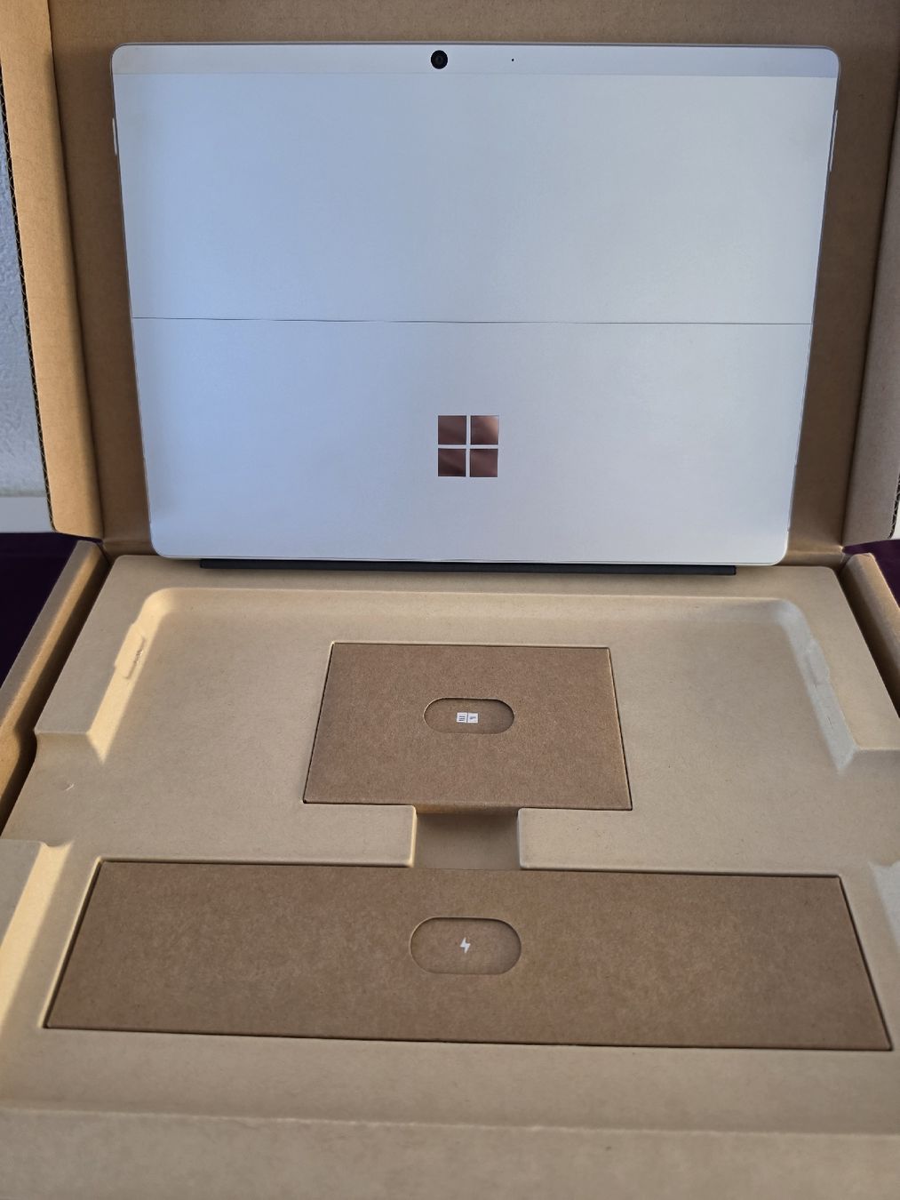 Microsoft Portables: Microsoft Surface Pro 8 ab 1.-- – D'occasion à Gossau ZH par hexe83 1