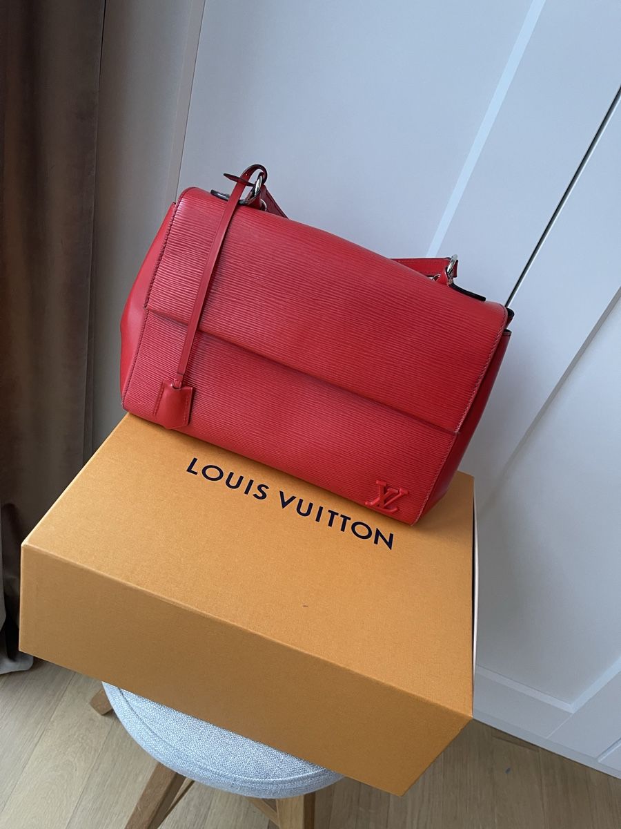 Louis Vuitton Taschen für Damen: Louis Vuitton Tasche – Gebraucht aus Adliswil von DariaU0709