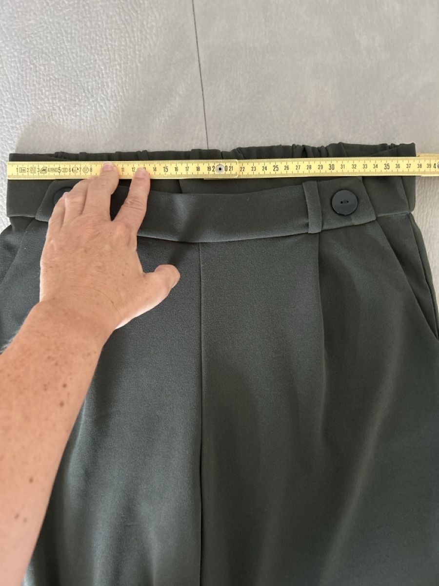 Pantaloni: Culotte von JDY, Grösse L, khaki – Nuovo (secondo la descrizione) da Erlinsbach SO venduto da hallon480 2