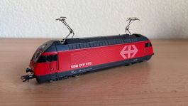 Train Märklin Re 460 Analogique ho / AC