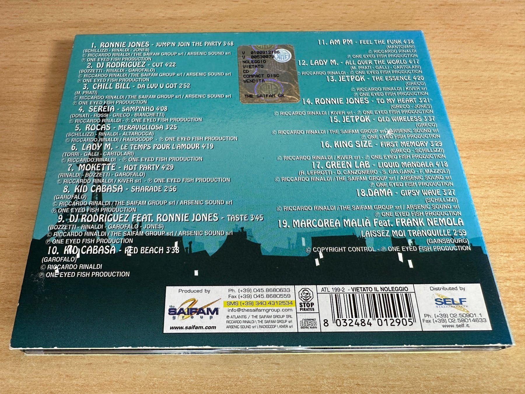 CD: Various – Orea Malià Presents: Icon – Usato da Rikon im Tösstal venduto da Alpenmutz 1