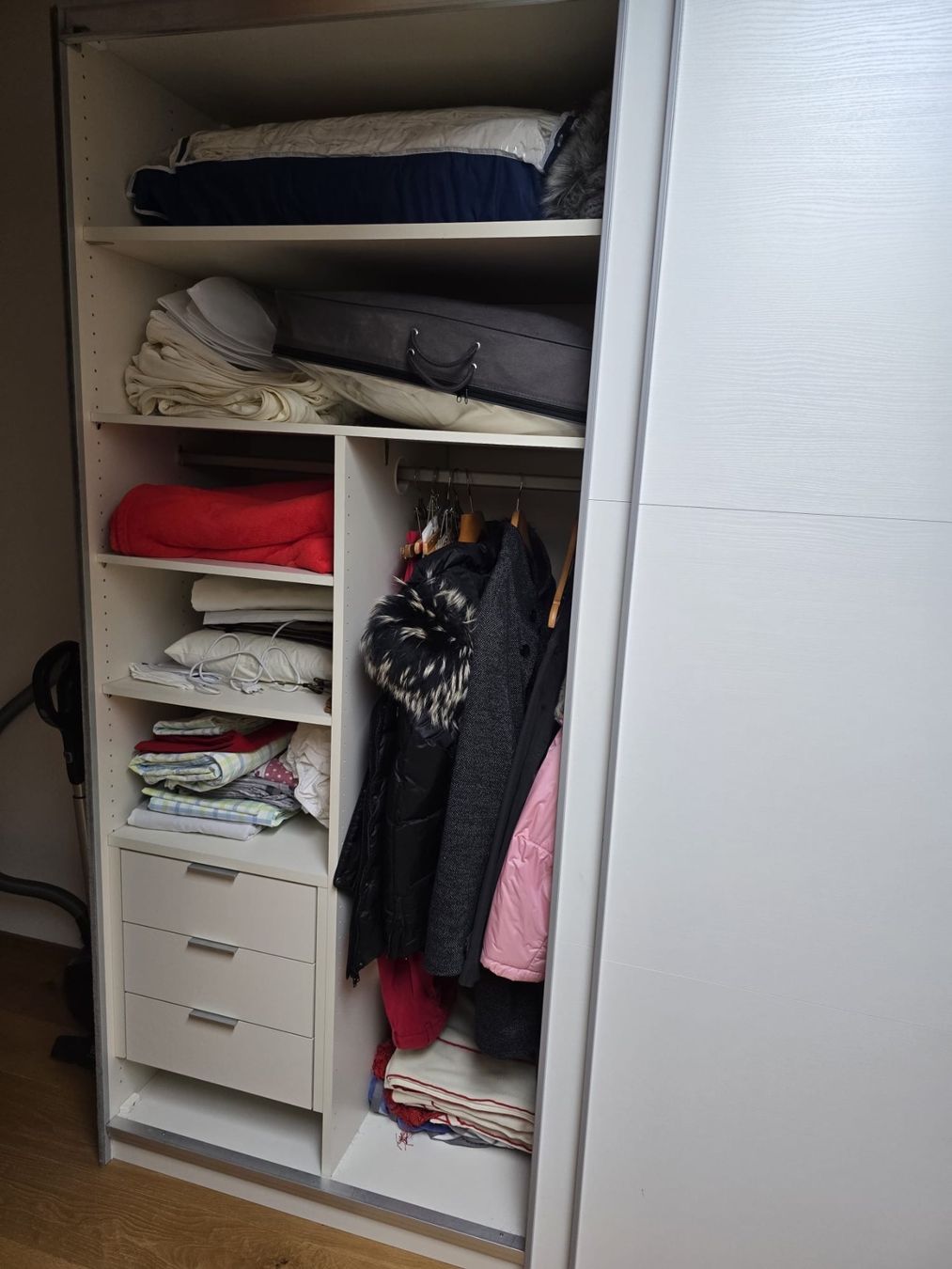 Armoires: Kleiderschrank – D'occasion à Weissbad par KarinG73 4