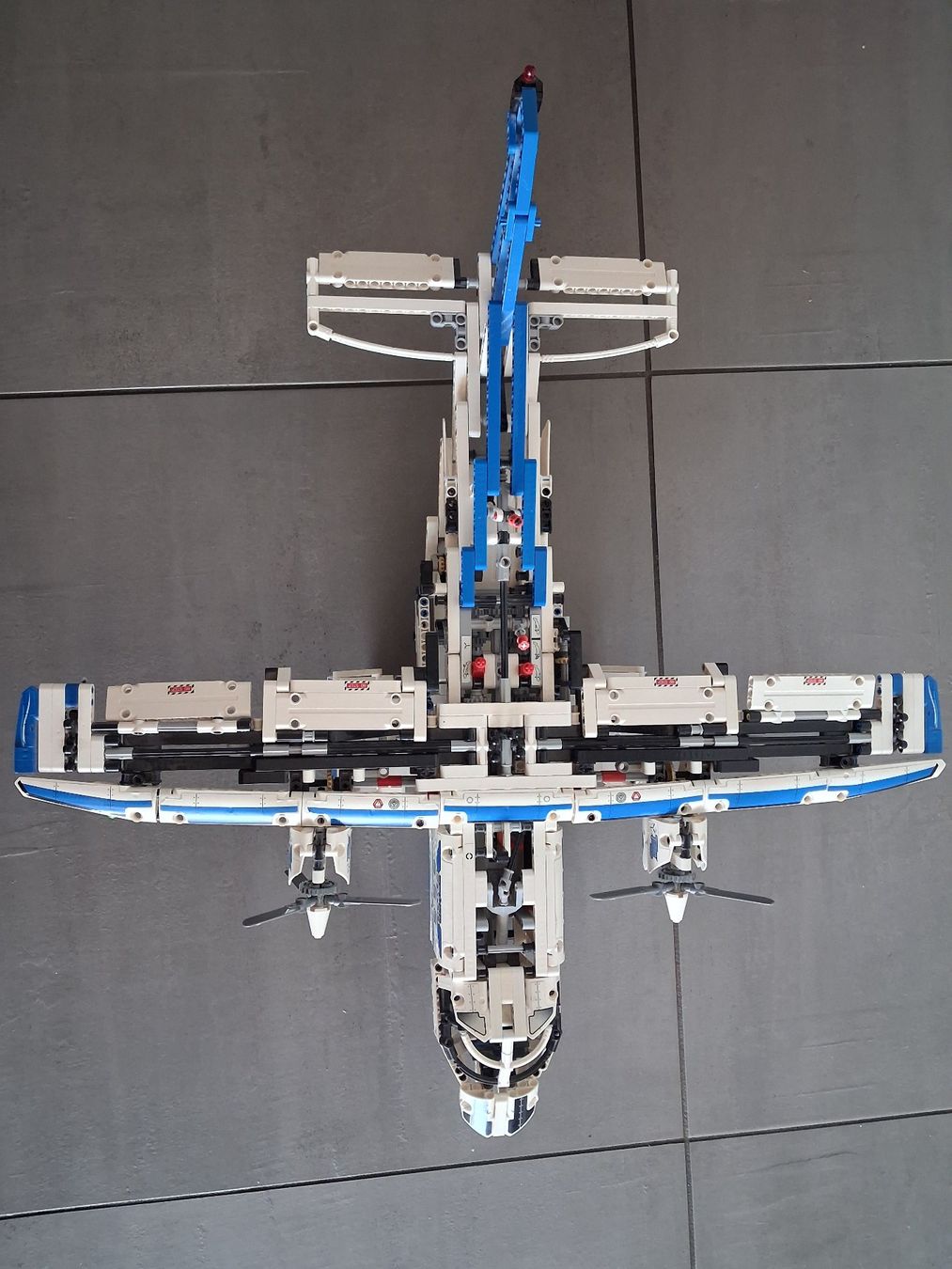 Lego Kit di costruzioni: LEGO avion cargo 42025 – Usato da Thierrens venduto da Tbox 2