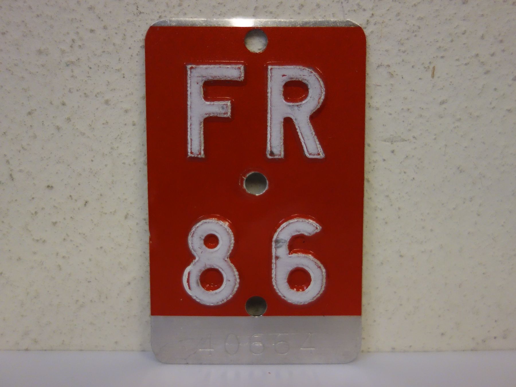 Schilder: FR 86 VELONUMMER - FAHRRADSCHILD – Gebraucht aus Kerzers von zimmergruen