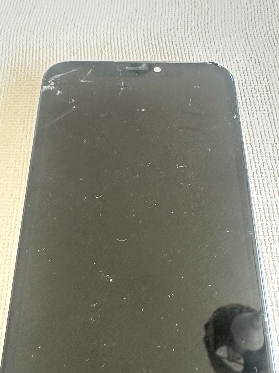 Apple Cover & Protezioni schermo: iPhone XR OriginalDisplay - inklusive Face ID Modul – Difettoso da Fahrni b. Thun venduto da familymadech 5