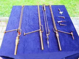Lot mit diversen Büretten dunkel