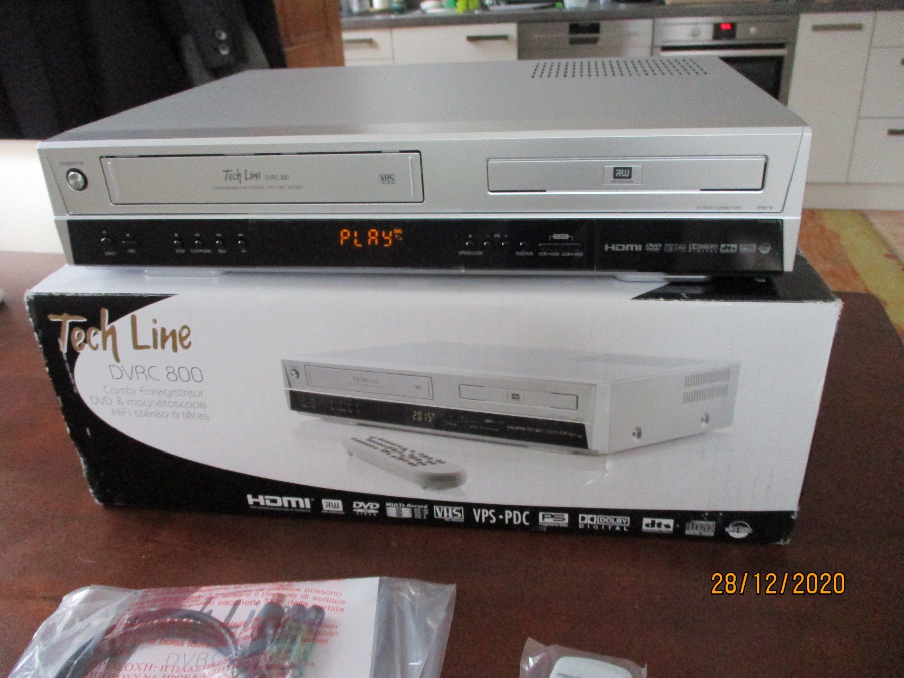TechLine DVRC 800 DVD / VHS Recorder (Neu (gemäss Beschreibung)) in ...