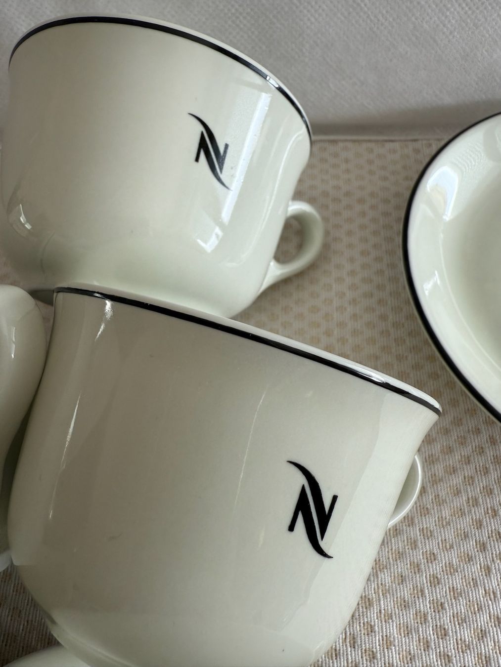 Nespresso Tazze: Nespresso - N - tasses cappuccino – Usato da Sion venduto da accroshoes 6