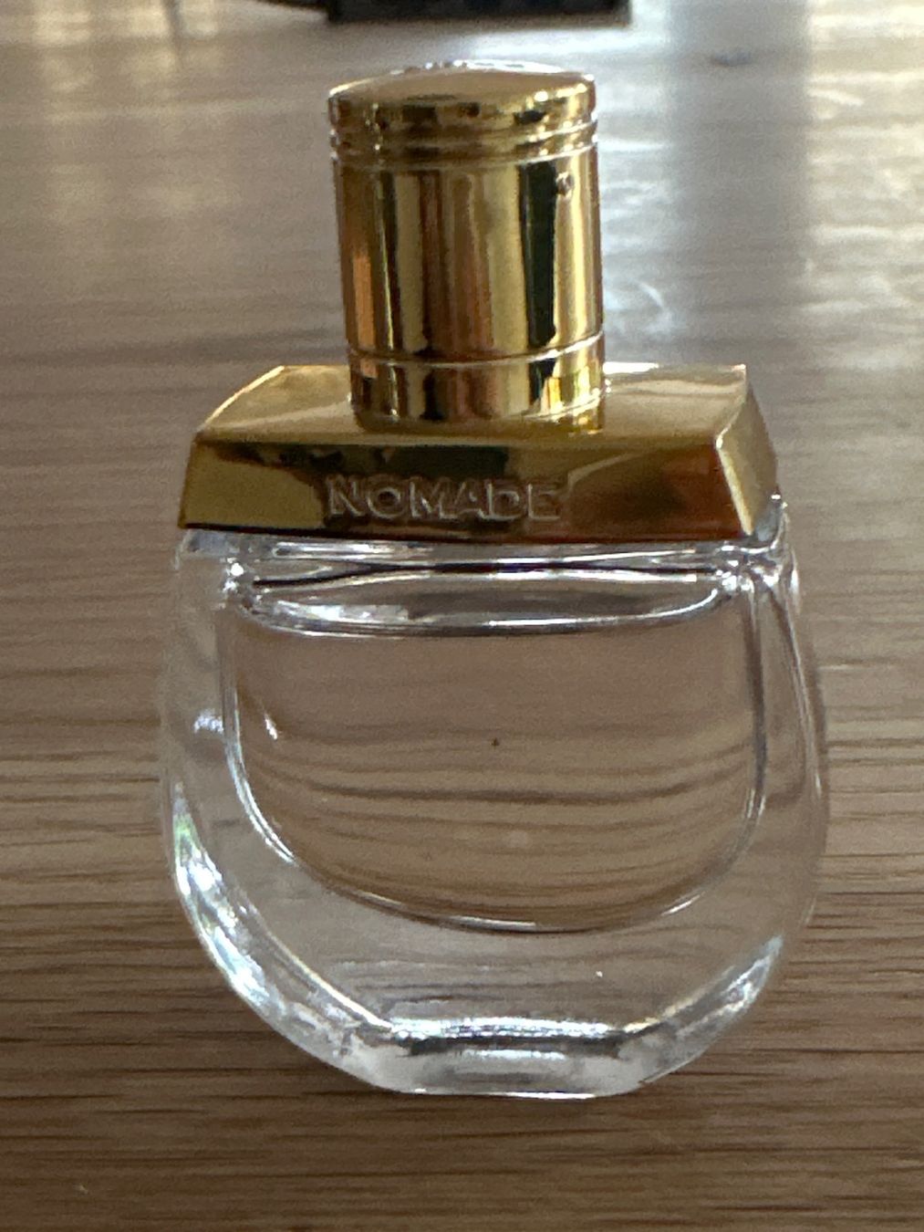 Chloé Profumi & Eau de Toilette: Chloé Nomade Eau de Parfum 5ml – Usato da Unterägeri venduto da Buket73 1