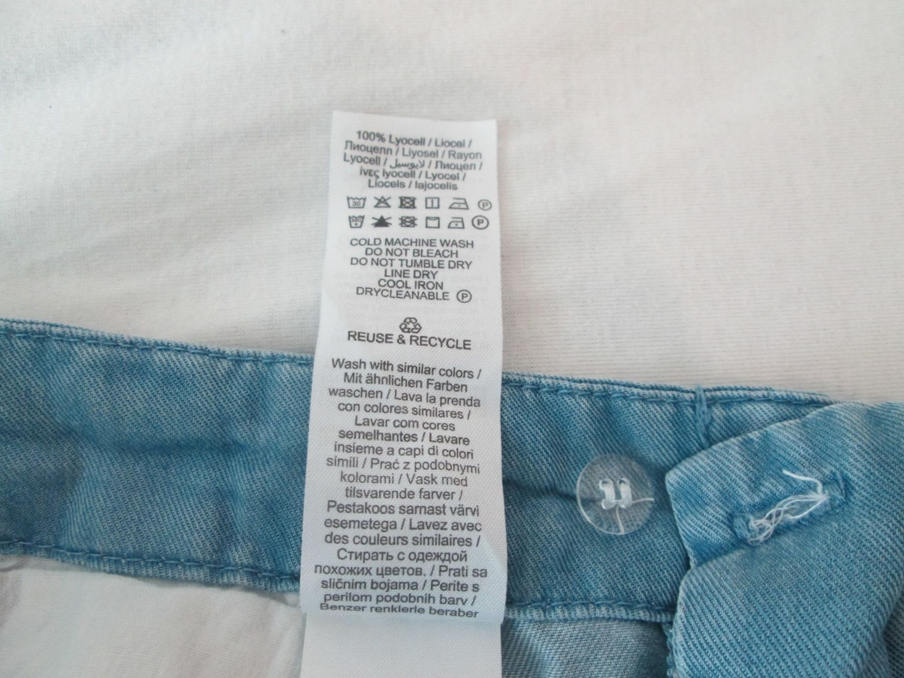 Vero Moda Pantalons: Shorts Vero Moda – D'occasion à Neuchâtel par Dualseele 1