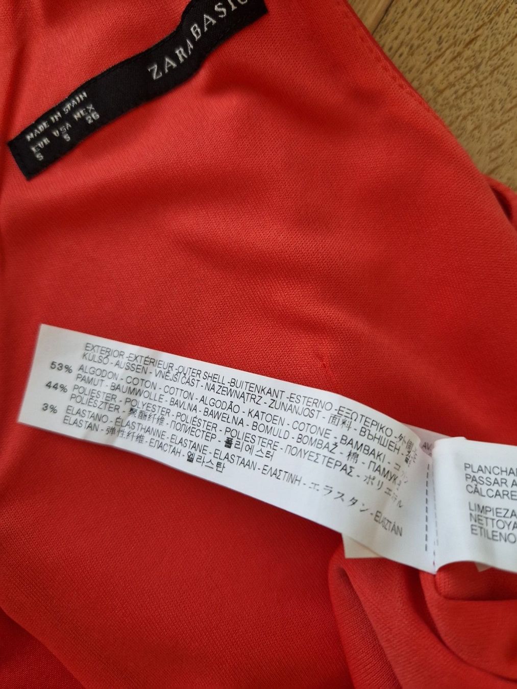 Zara Robes: Kleid – Neuf (Voir description) à Küsnacht ZH par 2011_ 4