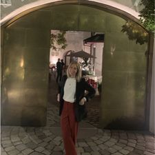 Profile image of Vicky-Rose