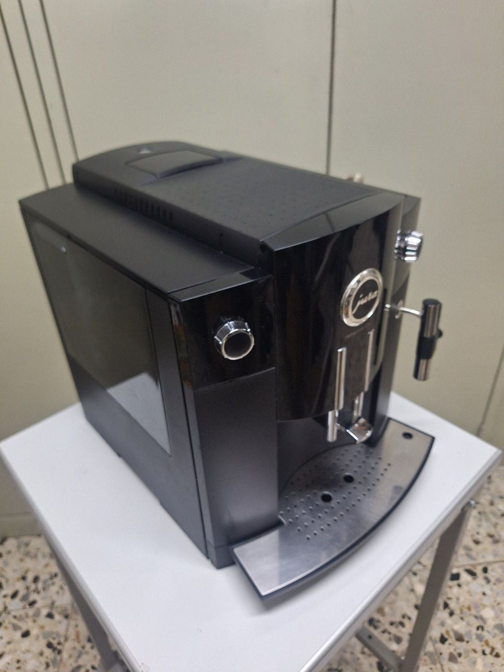 Jura Machines à café & Machines à expresso: Machine à café JURA C50 – Défectueux à Laconnex par Patkek29 2