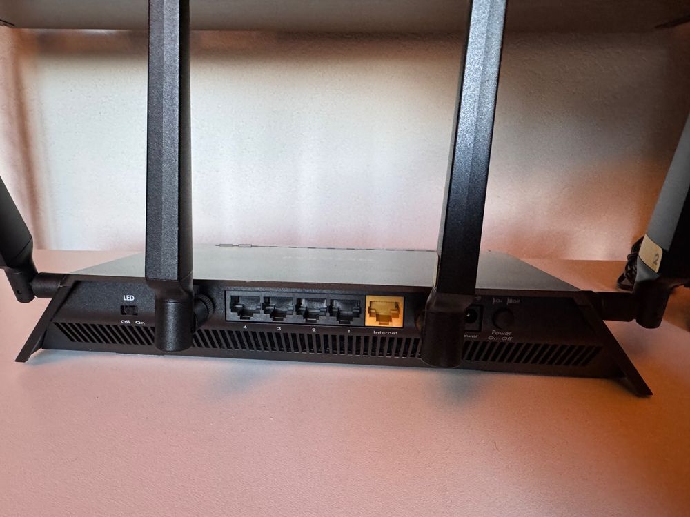 Netgear Nighthawk X4 AC2350 Smart WiFi Router Model R7500 (Gebraucht ...