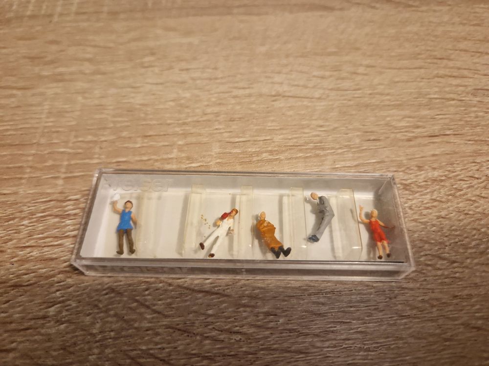 Preiser 10306 H0 Figuren 'Schwimmende' – Detailgetreue Modellbau-Figuren Im Maßstab 1:87