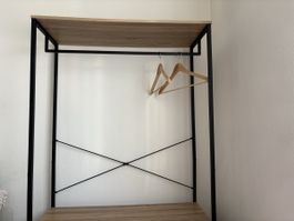 Kleiderständer mit Ablagen Holzoptik Metallgestell gut erhal
