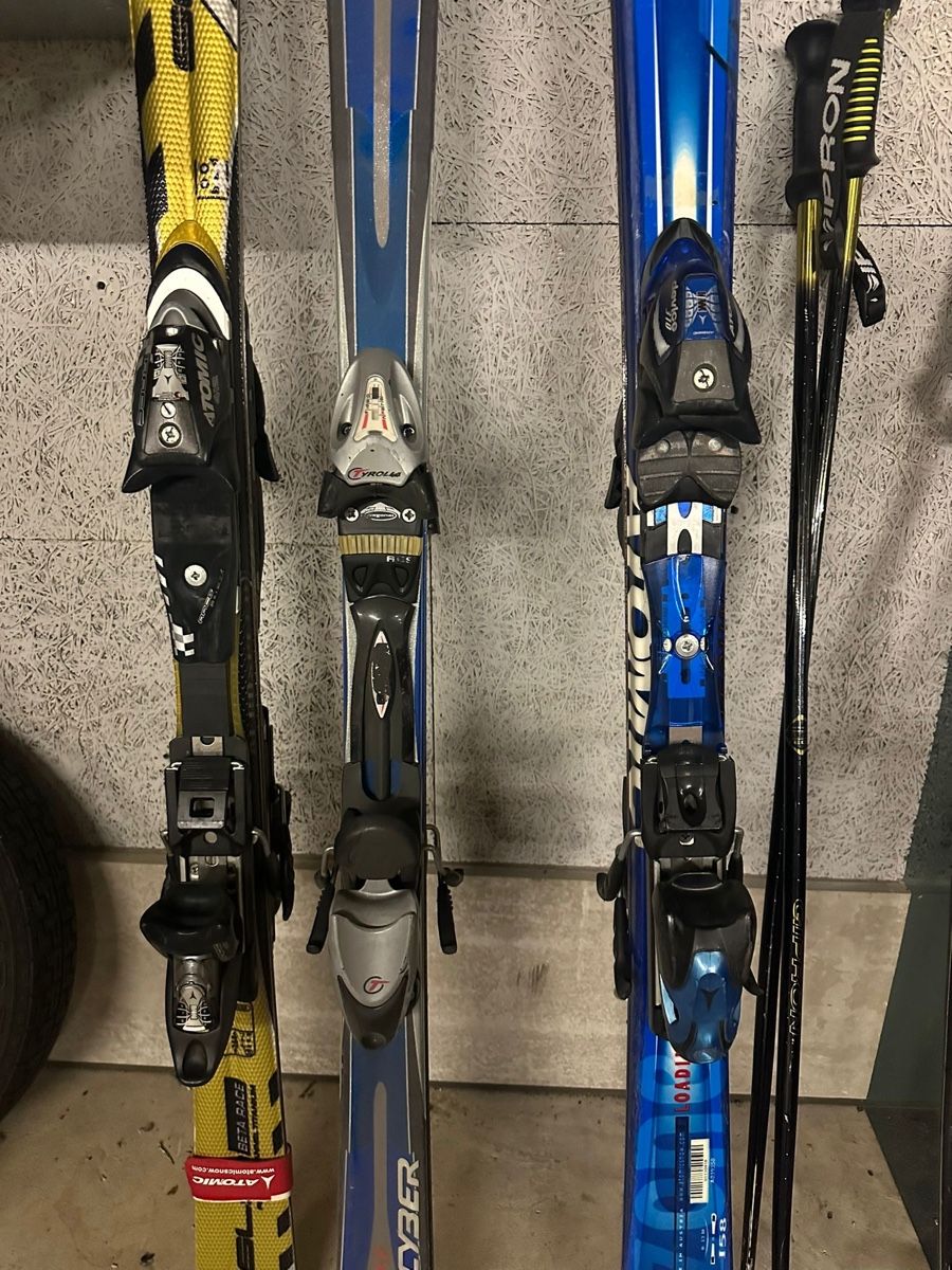 Sci: Skiausrüstung Snowboard Ski + Schuhe – Usato da Turbenthal venduto da arb_g87g 2