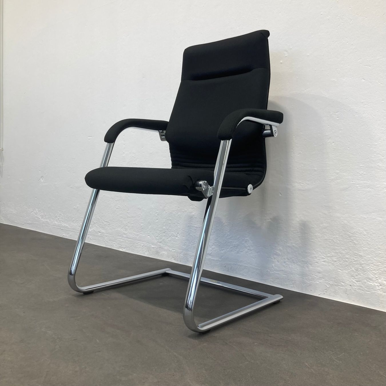 Girsberger Sedie: Girsberger Trilax Freischwinger – Usato da Schönenwerd venduto da mcofficeshop 6