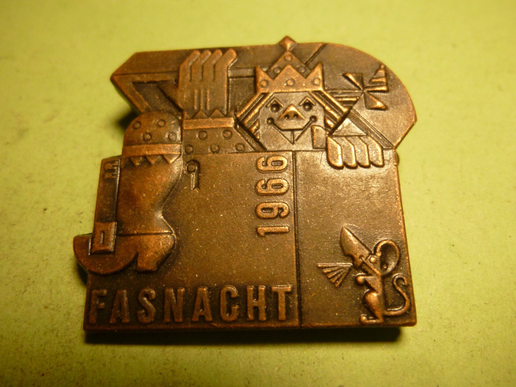 Placchette & Badge: BASEL 1966 BRONZE – Usato da Ried (Muotathal) venduto da Mandarin02