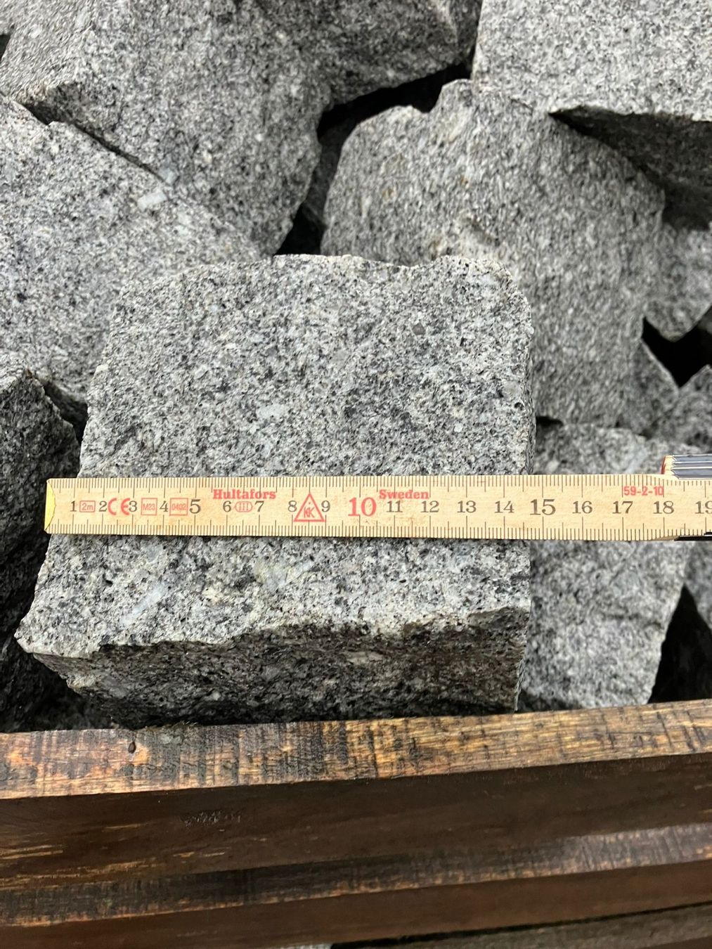 Pierres & tuiles: Bundstein 14/16 – Neuf avec emballage d'origine à Flamatt par WeibelAG