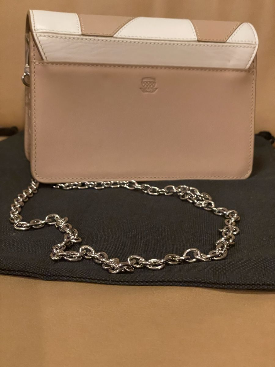 Navyboot Borse da donna: NAVYBOOT Crossbody Bag – Nuovo (secondo la descrizione) da Corcelles NE venduto da gingerbrain 1