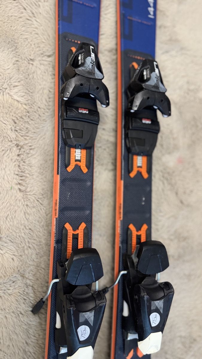 Elan Sci: Elan Element Ski 144cm mit Bindung - Top Zustand – Usato da Dietlikon venduto da kickboxer_999 3