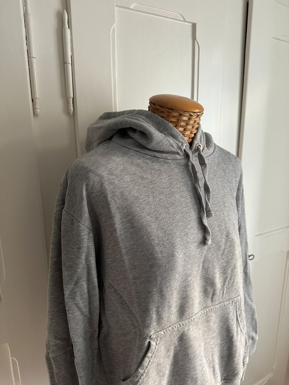 H&M Maglioni & Felpe: Hoodie Sweatshirt hellgrau meliert S – Usato da Zürich venduto da Diazaio 1