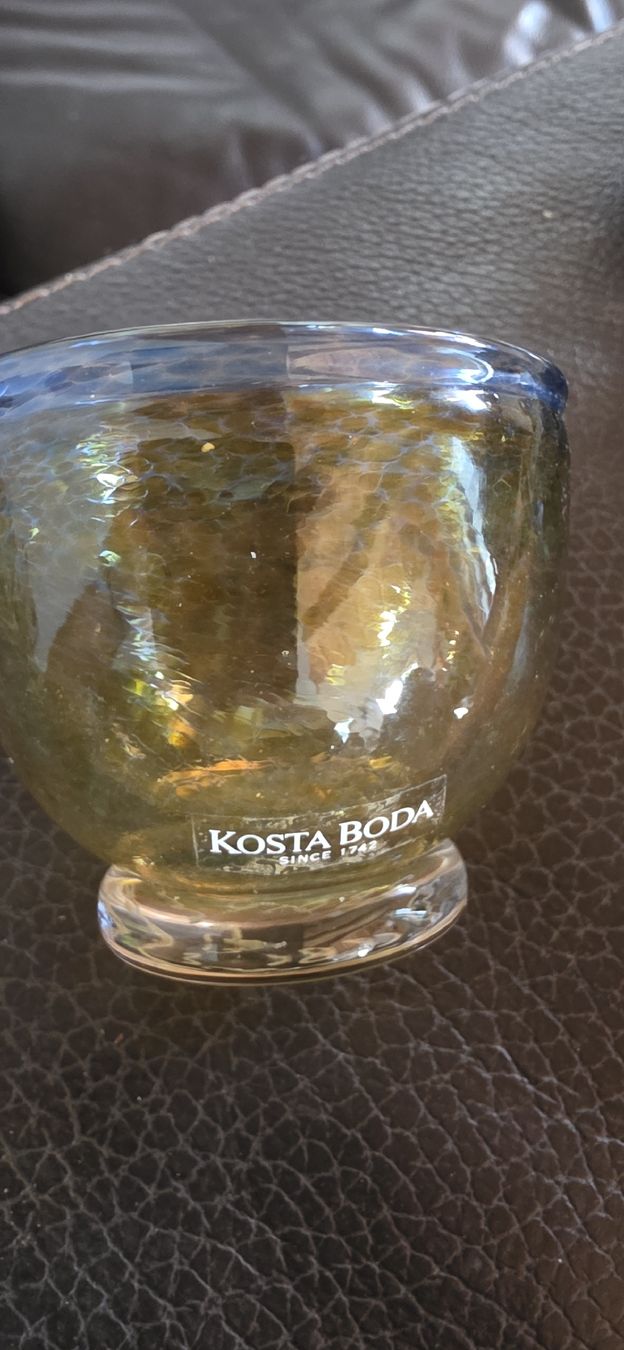 Kosta Boda Tutte le decorazioni: Kosta Boda 1980s model 58010 – Nuovo (secondo la descrizione) da Leysin venduto da MojosellerVD
