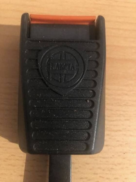 Lancia Tutti pezzi di ricambio auto: Gurtenschlösser Lancia Delta Integrale – Usato da Neuenhof venduto da Boh1 2