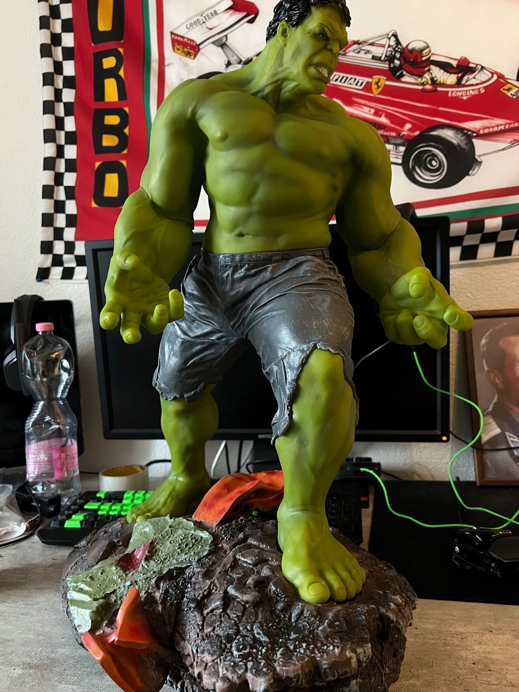 Statuette: 60cm Hulk Smash Statue 10kg – Nuovo (secondo la descrizione) da Lohn-Ammannsegg venduto da JarvisSystem2.0
