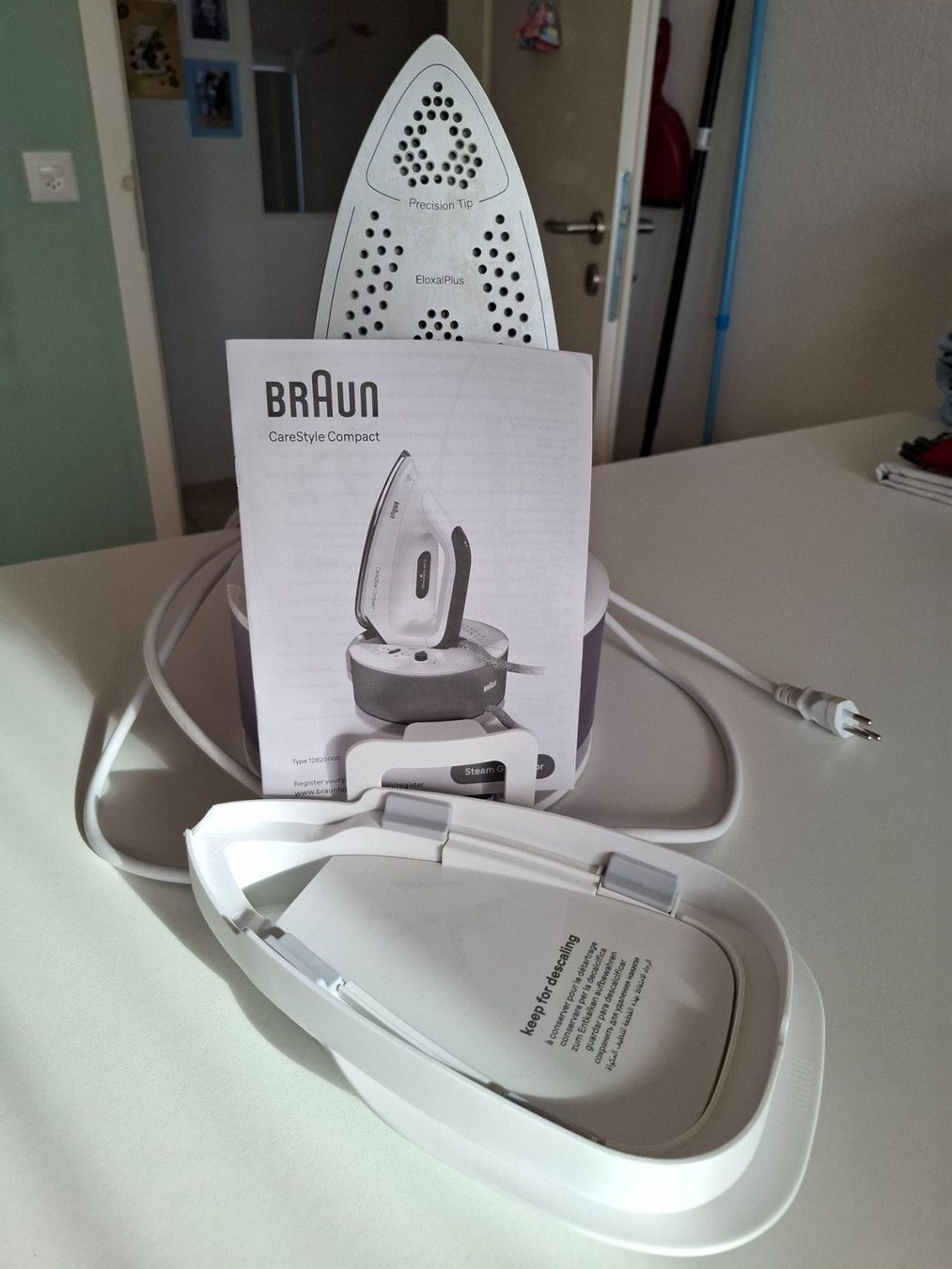 Braun Ferri da stiro: BRAUN Dampfbügelstation – Usato da Zeiningen venduto da Christine298 2