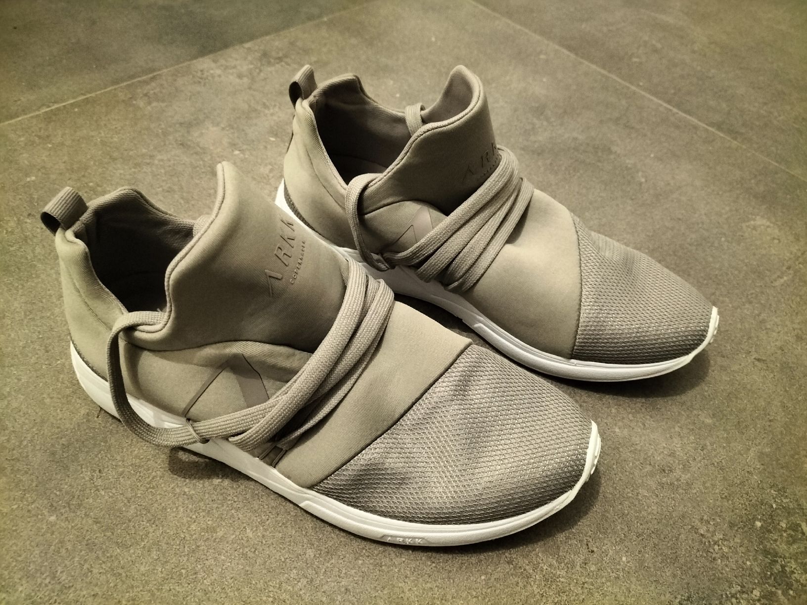 Chaussures femmes: Chaussures neuves ARKK – Neuf (Voir description) à Villars-Bramard par lyz_7qnn 1
