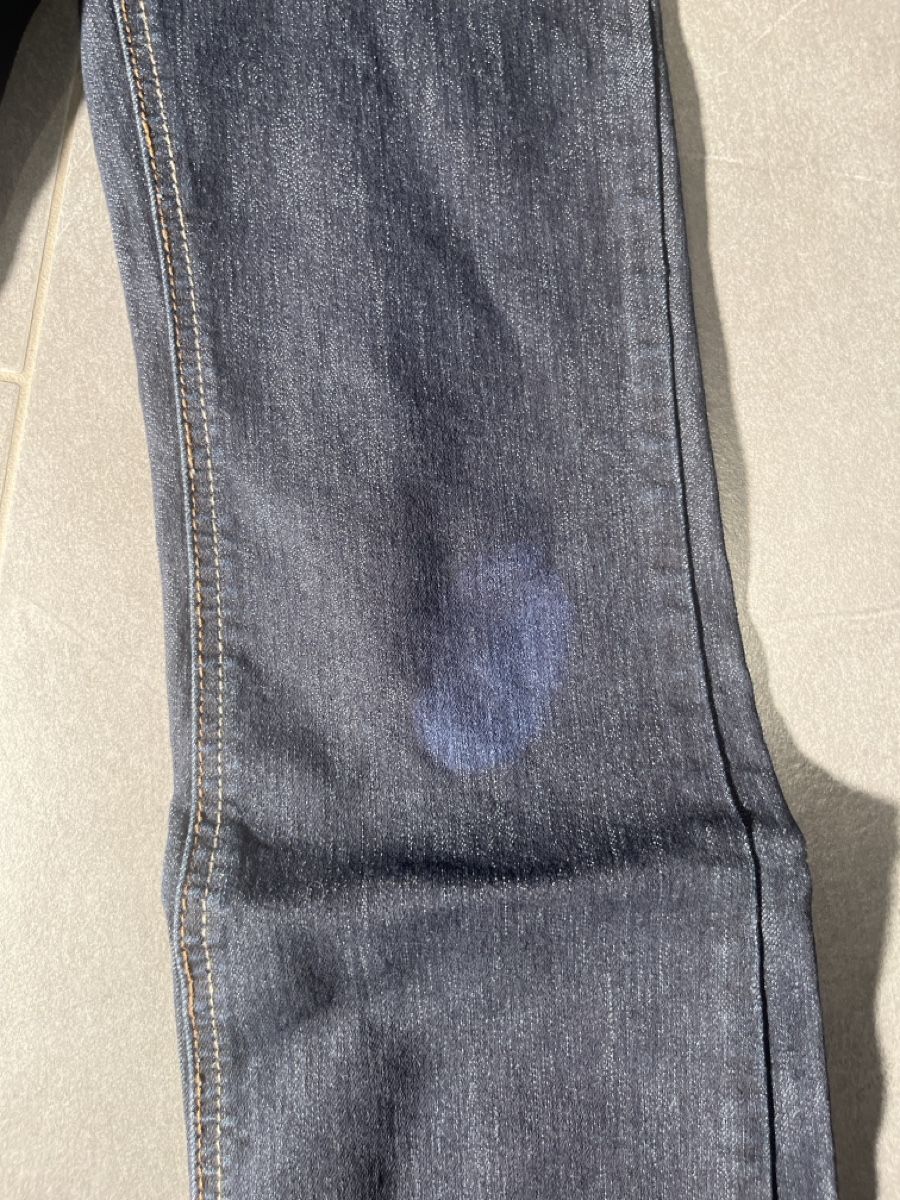 Jeans: Dunkelblaue Bootcut Jeans, Grösse 34 – Usato da Fulenbach venduto da F8 1