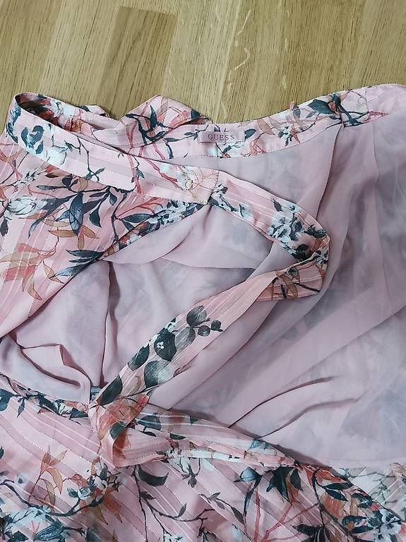Gonne: Blumenrock lang GUESS in S – Usato da Egg b. Zürich venduto da Alexandra_Frei 1