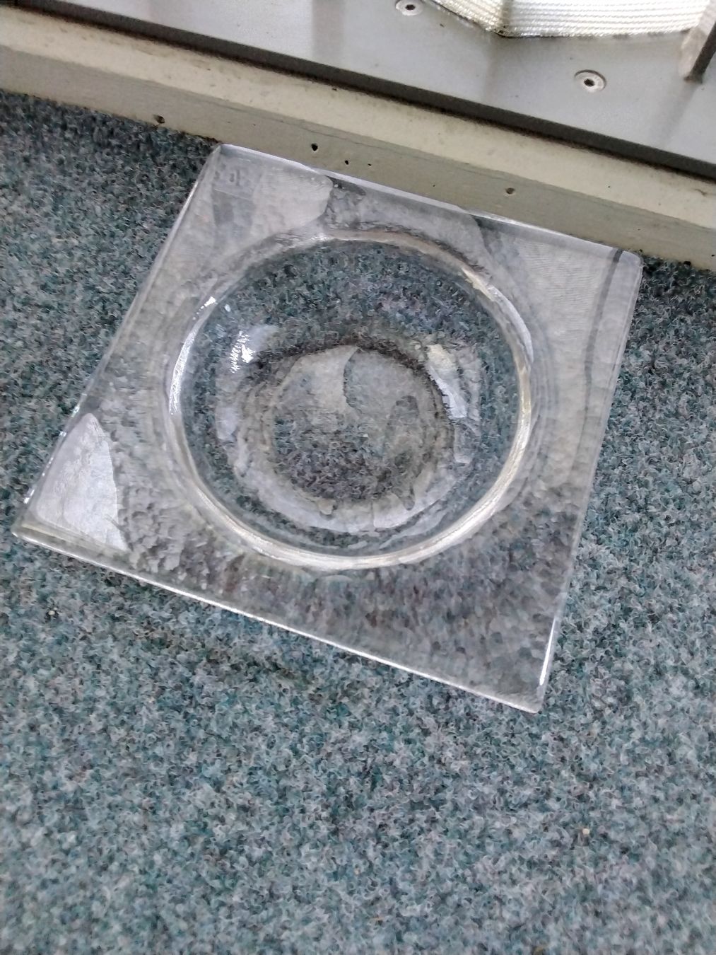 Glasi Hergiswil Ciotole: HERGISWILER GLAS SCHALE  – Usato da Biel/Bienne venduto da dasi3